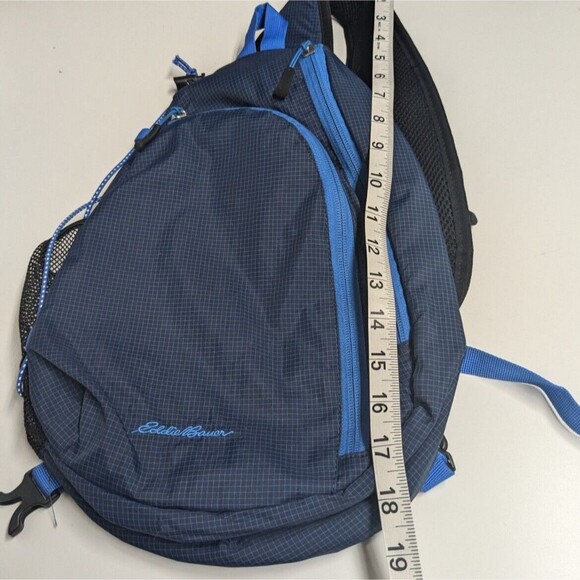 Eddie Bauer Youth Backpack - Travelers Daypack Vacation On The Go Bag Crossbody - Picture 9 of 10